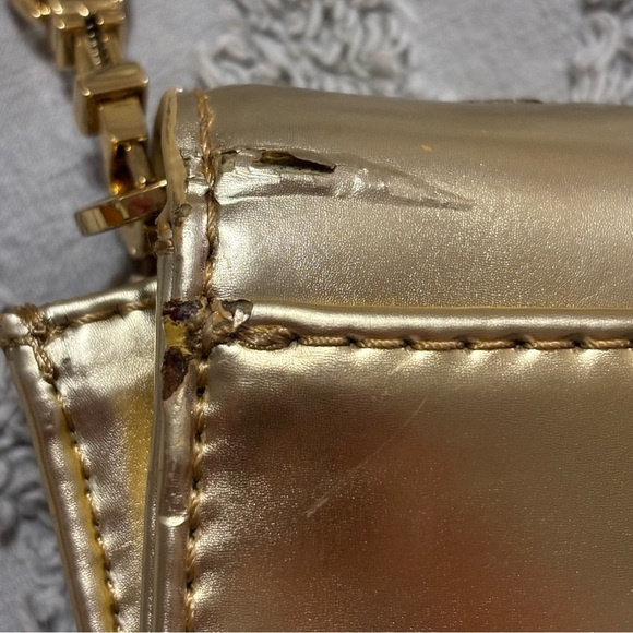 Tory Burch Perforated Logo Metallic Gold Leather Clutch Crossbody - Picture 4 of 16